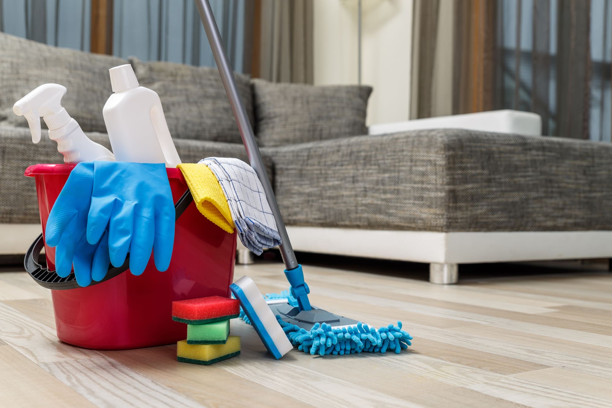 How To Prepare The House For Cleaning Service?